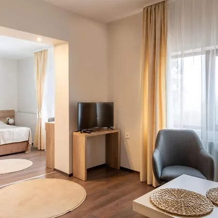 червената къща 招待所 Perushtitsa