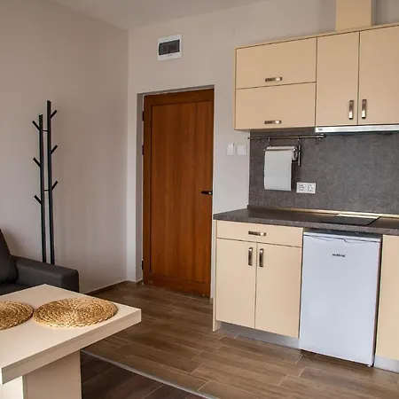 червената къща 招待所 Perushtitsa