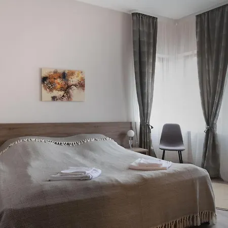 червената къща Perushtitsa