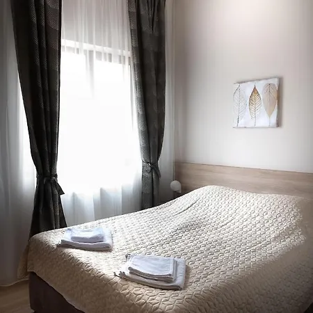 招待所 червената къща 3*