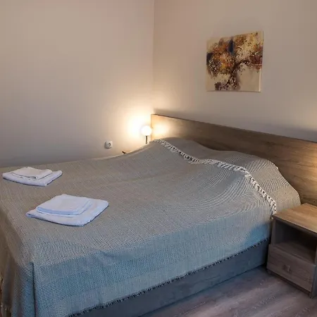 червената къща 3* Perushtitsa