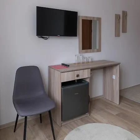 招待所 червената къща Perushtitsa