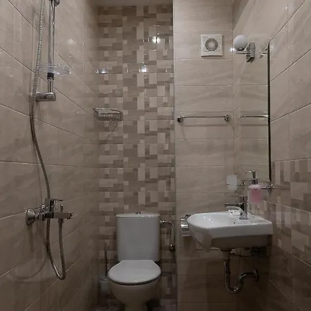 червената къща Guest house Perushtitsa
