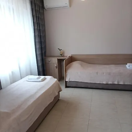 червената къща 3* Perushtitsa