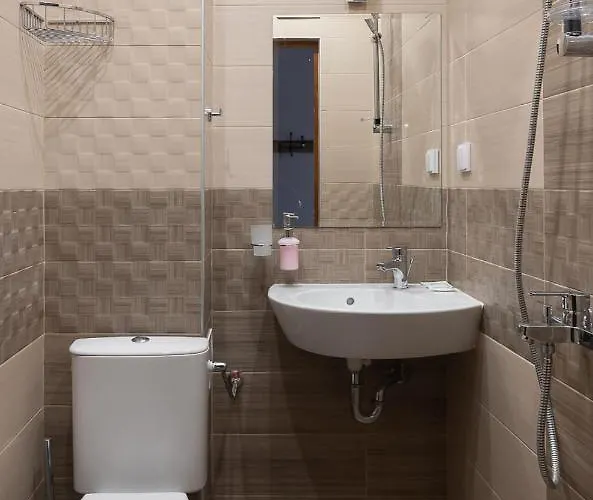 بيت ضيافة червената къща 3*