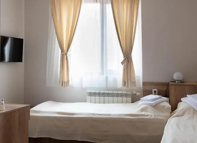 червената къща 3* Perushtitsa