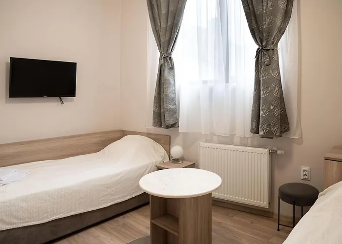 червената къща