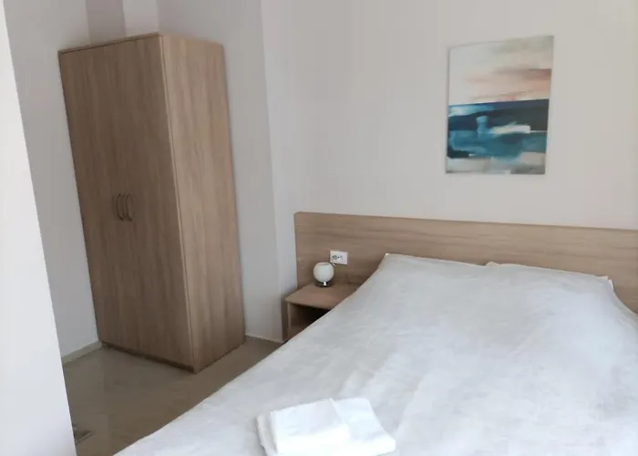 червената къща