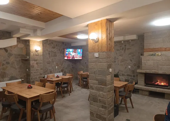 червената къща بيت ضيافة Perushtitsa